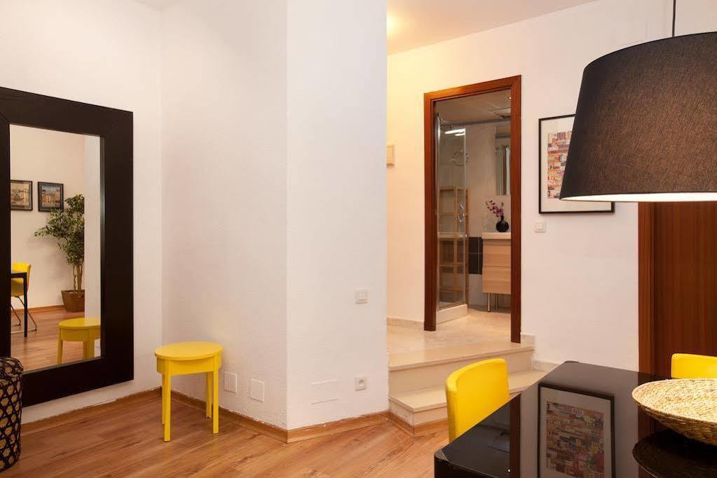 Portal Del Angel Barcelona Apartment Eksteriør billede