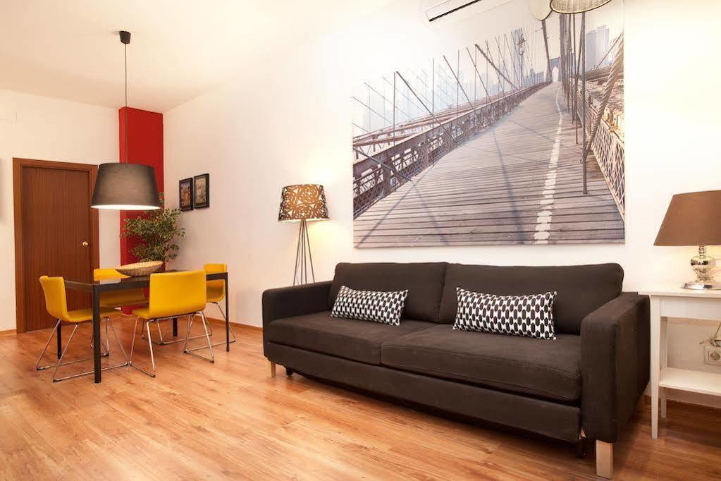 Portal Del Angel Barcelona Apartment Eksteriør billede